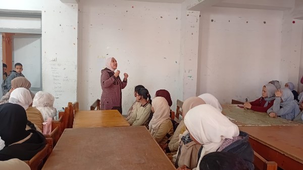 ازهر مطروح خلال الندوة 