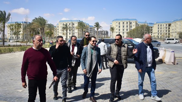 ريس  مدينة العلمين الجديدة  خلال استقبال الوفد 