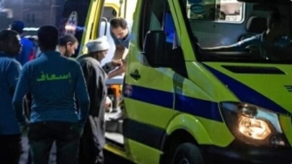 مصرع وإصابة 24 شخصا في حادث تصادم سيارتين بمطروح مصرع وإصابة 24 شخصا في حادث تصادم سيارتين بمطروح