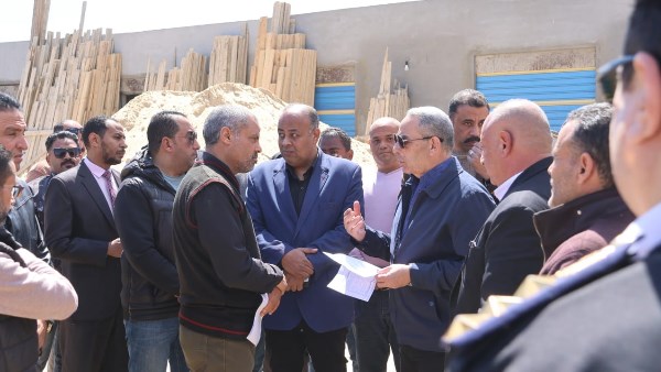 فايد.. إزالة مخالفة بناء بأحد مصانع تعبئة الخضروات بقرية أبوسلطان