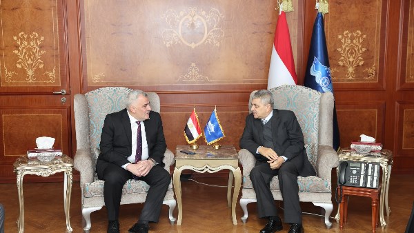 خلال اللقاء 