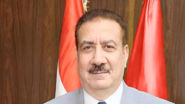 محافظ بورسعيد يُصدق على حركة تنقلات رؤساء الأحياء