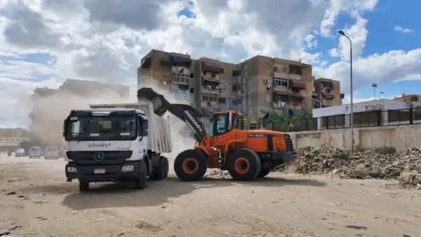 نائب محافظ بورسعيد يتابع جهود إزالة الرتش بالزهور.. ورفع 550 طن مخلفات نائب محافظ بورسعيد يتابع جهود إزالة الرتش بالزهور.. ورفع 550 طن مخلفات