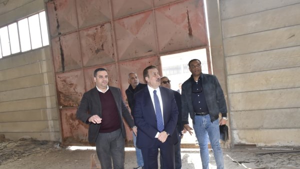 محافظ بورسعيد يبحث مقترحات الاستغلال الأمثل لقطعة أرض على مساحة ١٦٠٠٠م٢ بحى الضواحى 