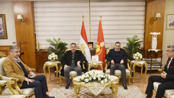 لبحث سبل التعاون محافظ بورسعيد يلتقي مسئولي بنك مصر