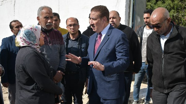 قبل افتتاحه بنهاية شهر رمضان المبارك .. محافظ بورسعيد يتفقد مسجد "نور الحياة"