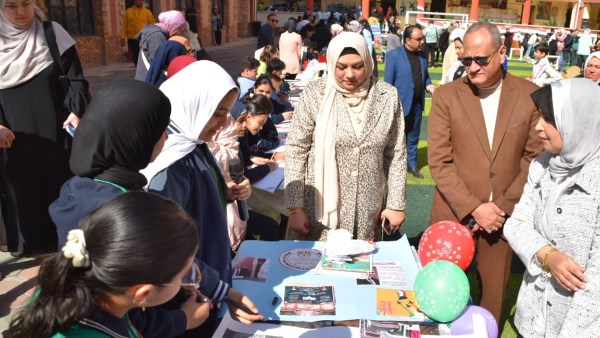 بدوى يشهد فاعليات يوم تعليمي تحت شعار "رمضان يجمعنا" بمدرسة بورسعيد الثانوية بنات