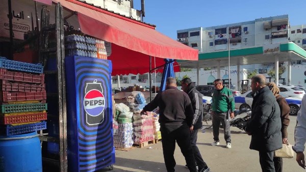 أجواء العيد تكتمل بانضباط الشارع.. حملات مكثفة للنظافة ورفع الإشغالات بكافة أحياء بورسعيد