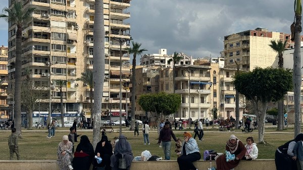 إقبال كبير على المتنزهات وسط أجواء من السعادة والبهجة العارمة بجميع أحياء بورسعيد 