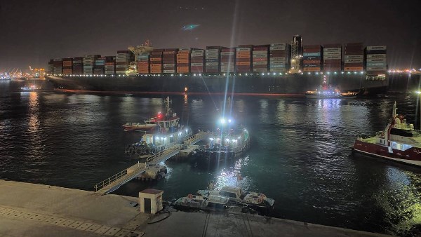 ميناء دمياط