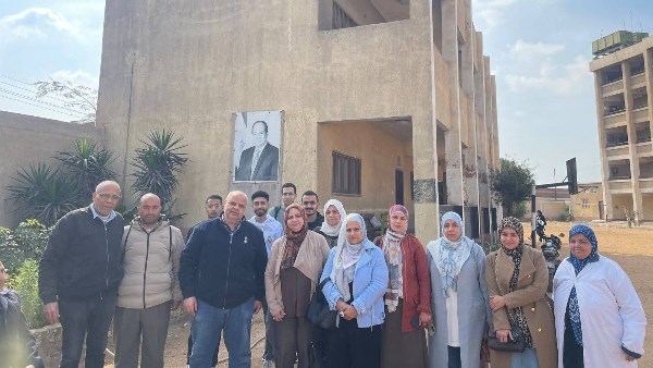 جانب من القافلة 