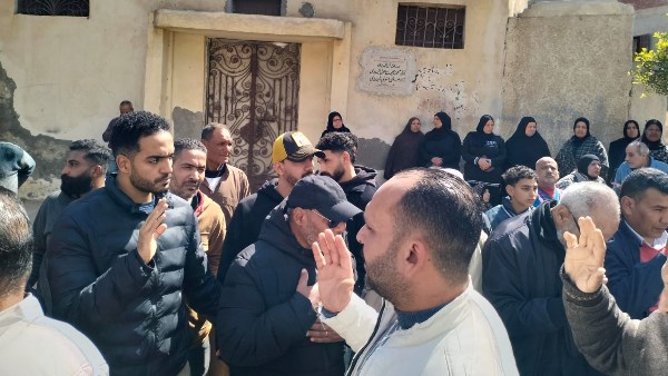 عزاء زوجة الكابتن الشحات مبروك .. 