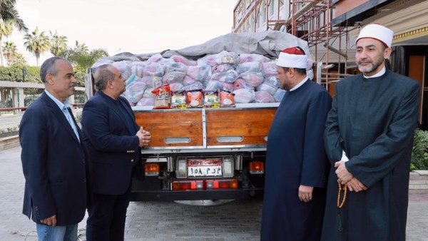 توزيع سلع غذائية 