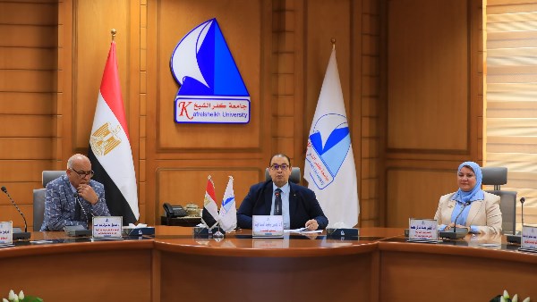 رئيس جامعة كفر الشيخ 