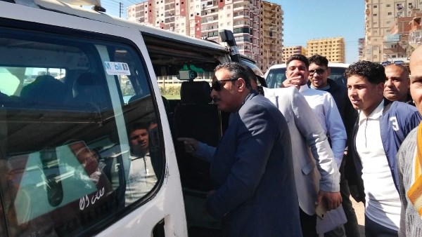 مواقف السيارات 