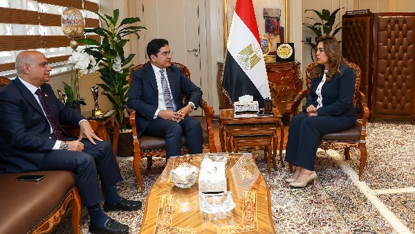 وزيرة التنمية المحلية والبيئة ووكيل لجنة الإدارة المحلية بالنواب
