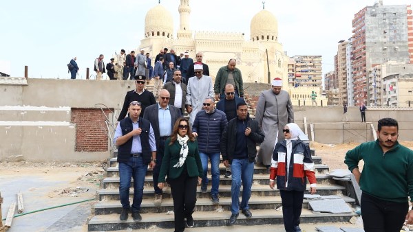 جولة وزيرة التنمية المحلية والبيئة بالإسكندرية 