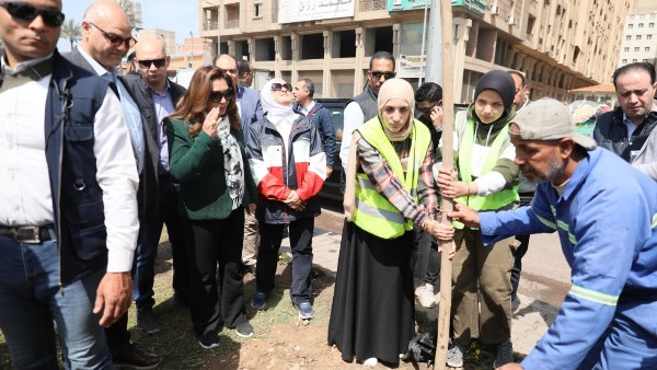 جولة وزيرة التنمية المحلية والبيئة بالإسكندرية 