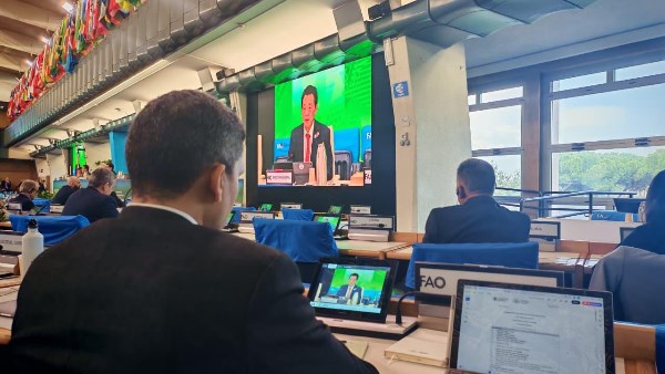 الحجر الزراعي المصري يشارك في اجتماع الصحة النباتية بروما