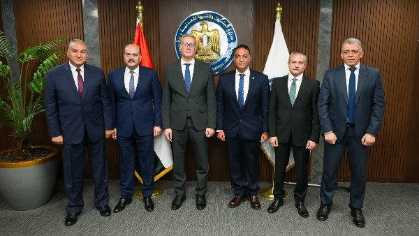 وزير البترول 