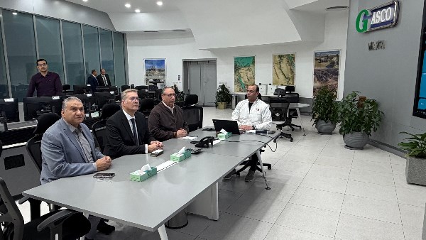  وزير البترول يتابع جاهزية الشبكة القومية للغاز الطبيعي “NATA”