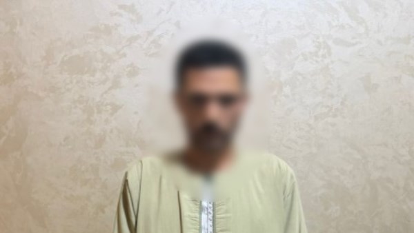 نصاب يستولي على أموال مواطنين بزعم توفير مواد بناء بأسعار مخفضة نصاب يستولي على أموال مواطنين بزعم توفير مواد بناء بأسعار مخفضة