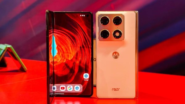 هاتف موتورولا Razr Fold