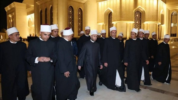 وزير الأوقاف يلتقي بحملة الدكتوراه الملتحقين بالأكاديمية العسكرية