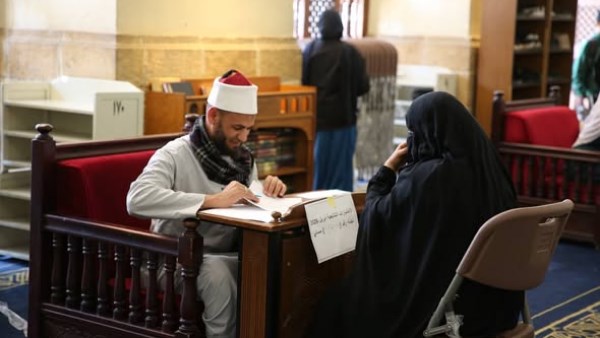 الاختبارات التتابعية بـ رواق القرآن الكريم للكبار بالجامع الأزهر
