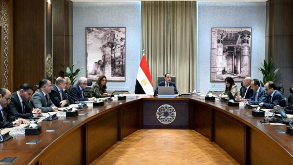 اجتماع رئيس الوزراء 