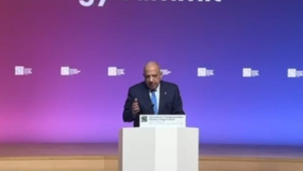 وزير الكهرباء 