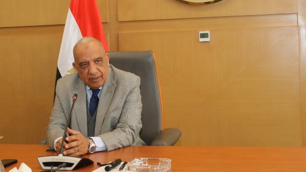 وزير الكهرباء