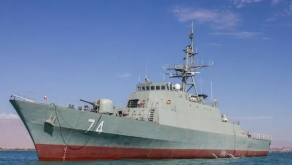 قطعة بحرية إيرانية 