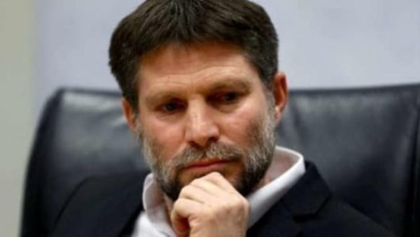 وزير مالية الاحتلال 