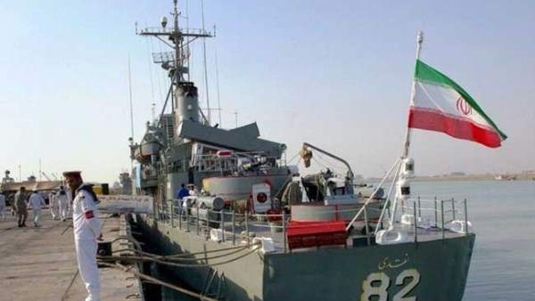سفينة حربية إيرانية 