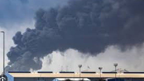 دمار الصواريخ الإيرانية في دبي