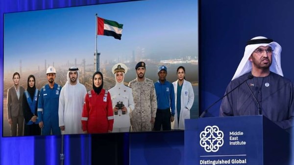 وزير الصناعة والتكنولوجيا الاماراتي يتسلم جائزة “القيادة العالمية المتميزة لعام 2026”