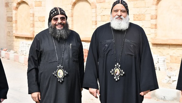 الأنبا ميخائيل والأنبا إيلاريون 