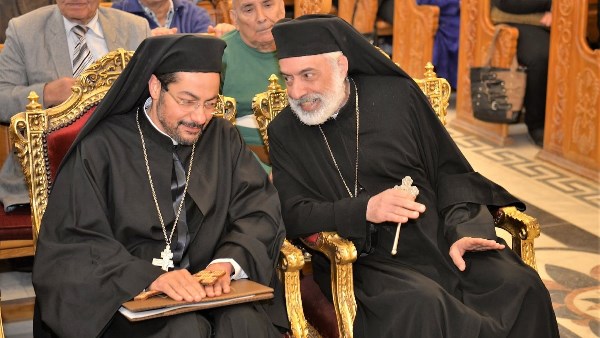 الأنبا باسيليوس فوزي والانبا باخوم 