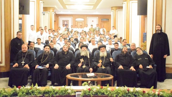 تخرج دفعة جديدة من معهد ديديموس بالمحرق 