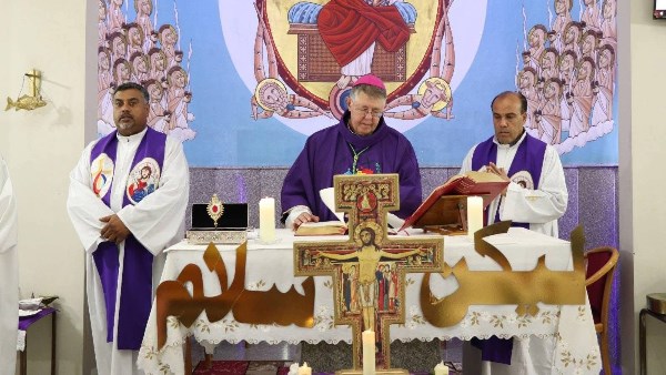 مطران الكنيسة اللاتينية بمصر 