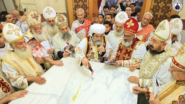 تدشين كنيسة جديدة للعذراء بنجع حمادي