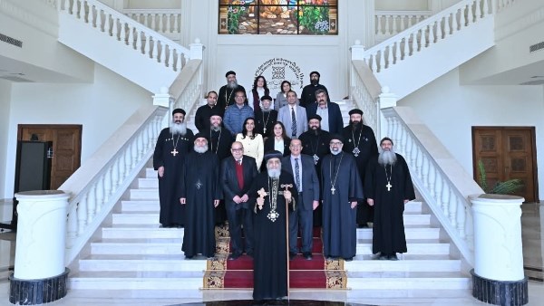 البابا تواضروس وممثلي المعاهد الكنيسة 