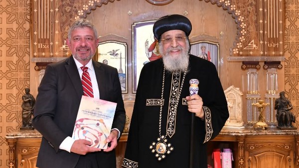 البابا تواضروس وسفير الدنمارك 