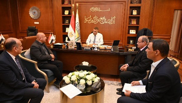 خلال لقائهم مع اللواء دكتور اسماعيل كمال محافظ جنوب سيناء 