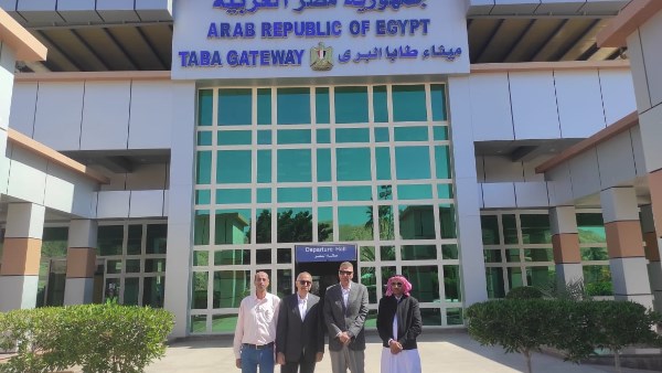 المحافظ خلال جولة طابا 