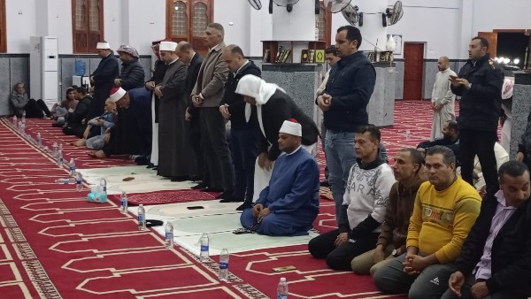 صلاة التراويح بمسجد نويبع 