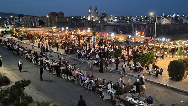 منظر عام الإفطار الجماعي في طور سيناء 