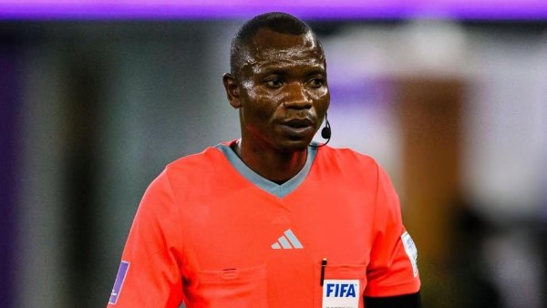 الكونغولي جاك ندالا حكمًا لمباراة المصري وشباب بلوزداد الجزائري بالكونفيدرالية