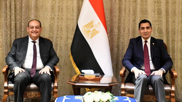 وزير الشباب والرياضة